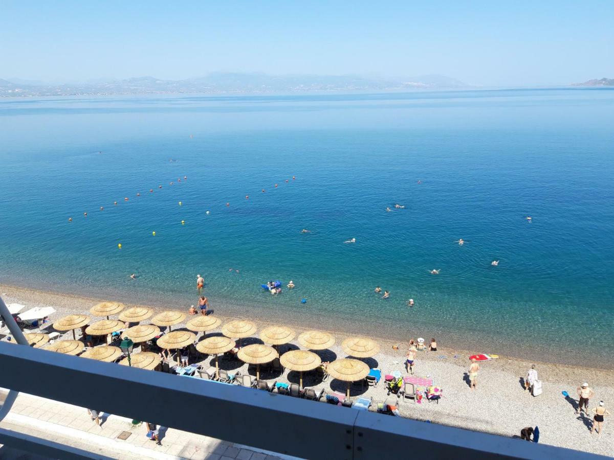 Blue Bliss Daire Loutráki Dış mekan fotoğraf